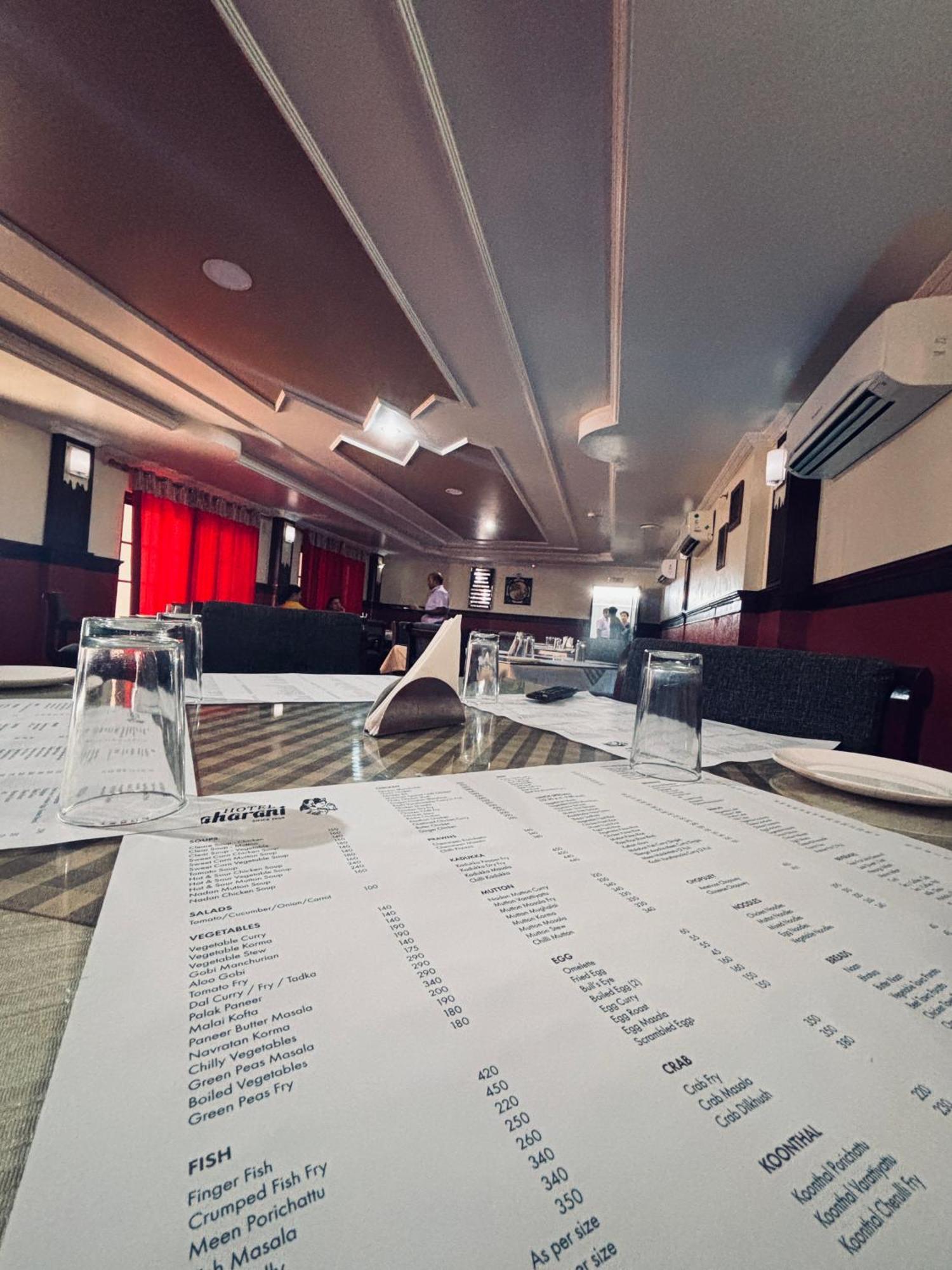 קוז'יקודה Maharani Hotel מראה חיצוני תמונה