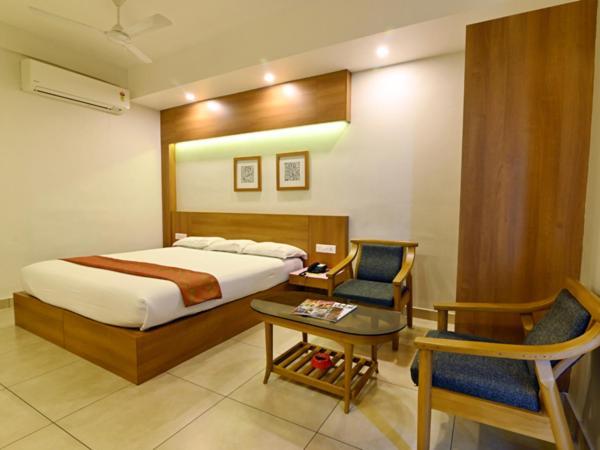 קוז'יקודה Maharani Hotel מראה חיצוני תמונה