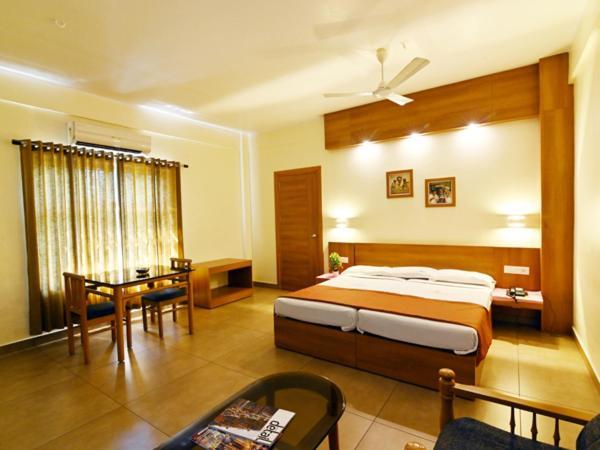 קוז'יקודה Maharani Hotel מראה חיצוני תמונה
